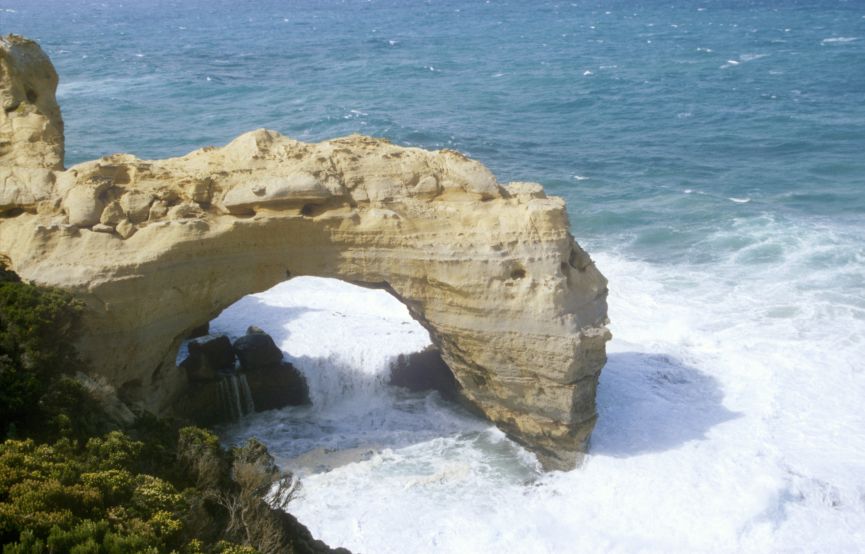 r11_GOR_arch.jpg