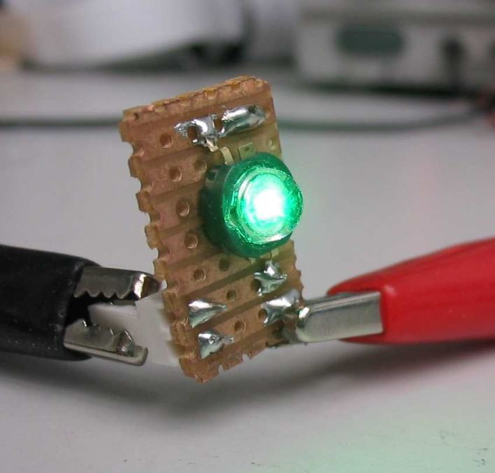 green_emitter2.jpg