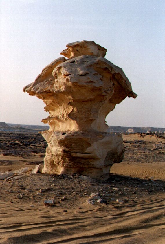 14whitedesert.jpg