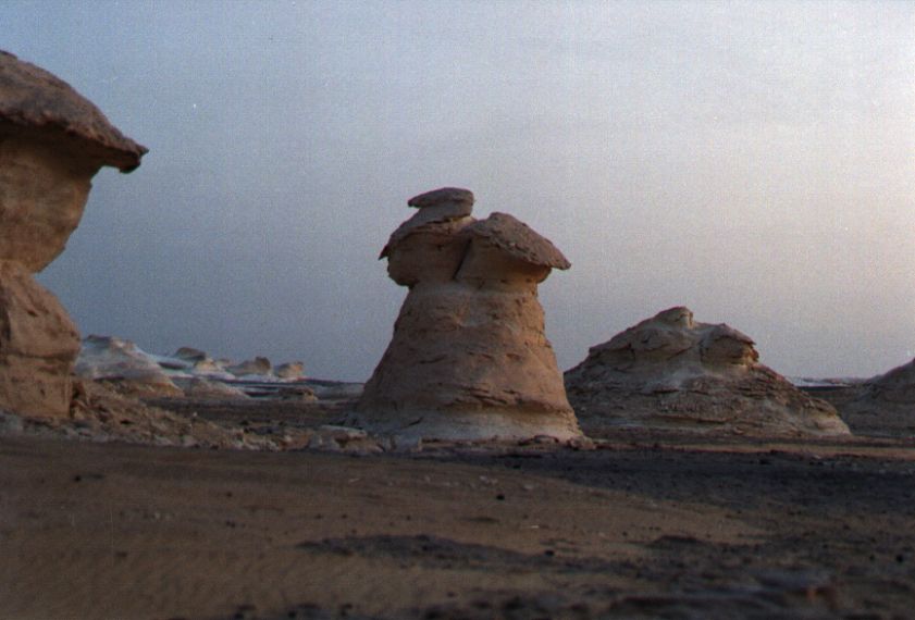 26whitedesert.jpg