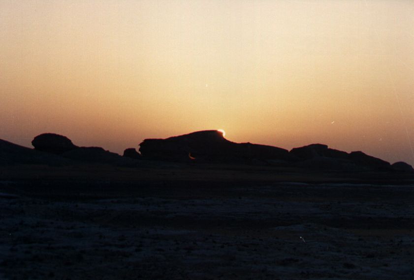 32whitedesert.jpg